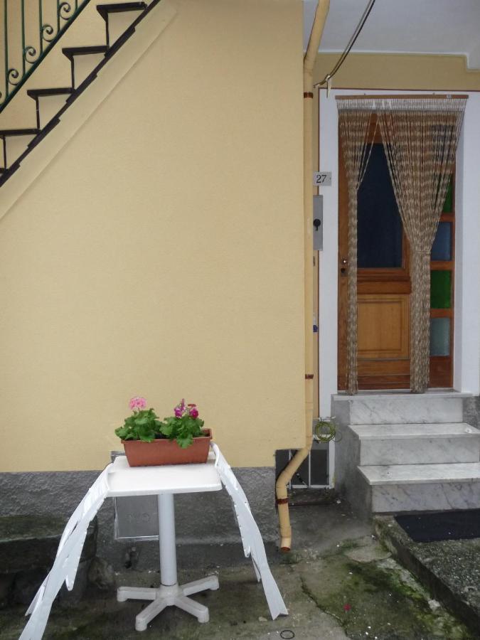 Appartamento in tipico carugio ligure Monterosso al Mare Esterno foto