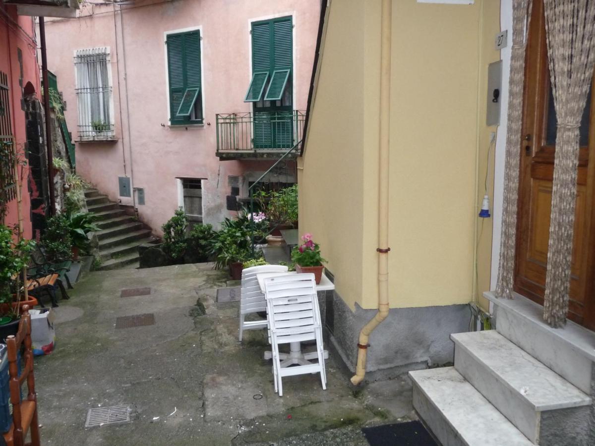 Appartamento in tipico carugio ligure Monterosso al Mare Esterno foto
